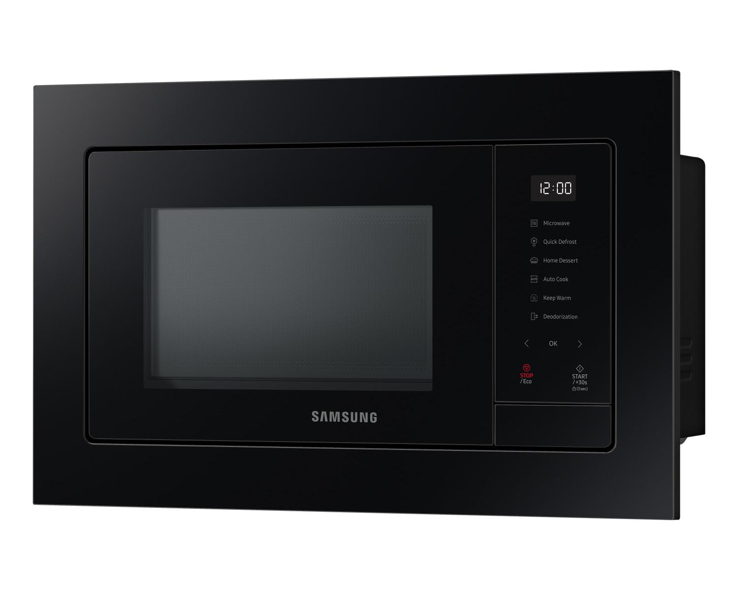 Forno a microonde Samsung nero con display digitale che mostra 12:00 e opzioni cottura.
