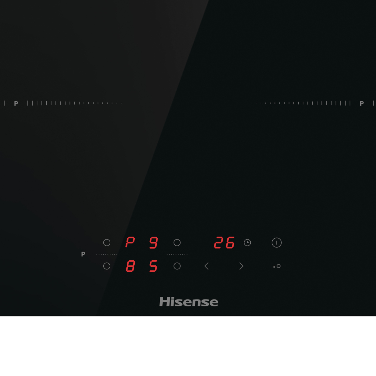 Un piano cottura a induzione nero con display digitali rossi e logo Hisense.