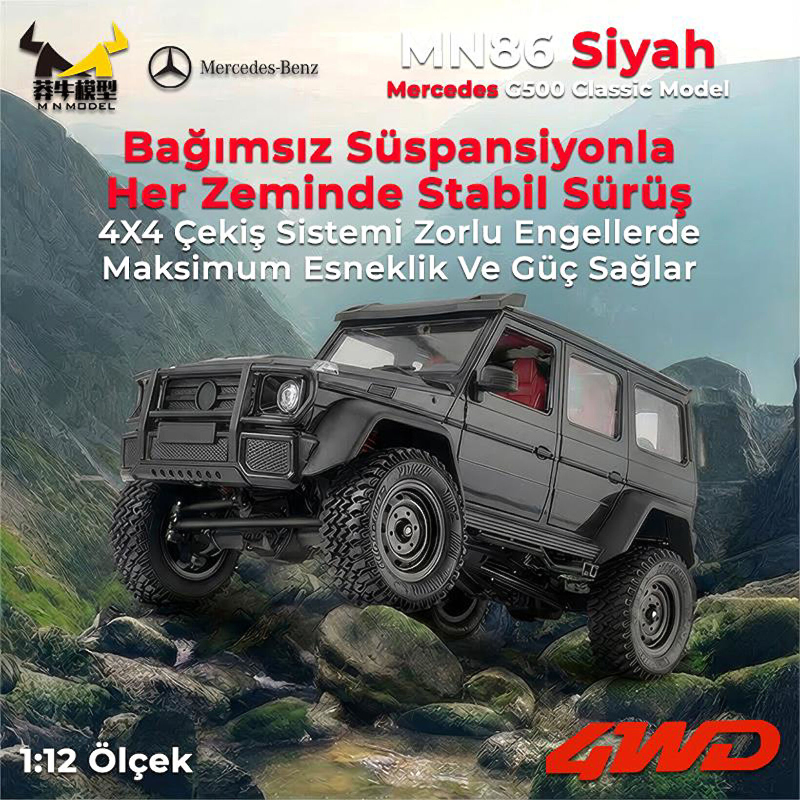 Siyah Mercedes G500 1:12 ölçekli model kayaların üzerinde tırmanıyor.