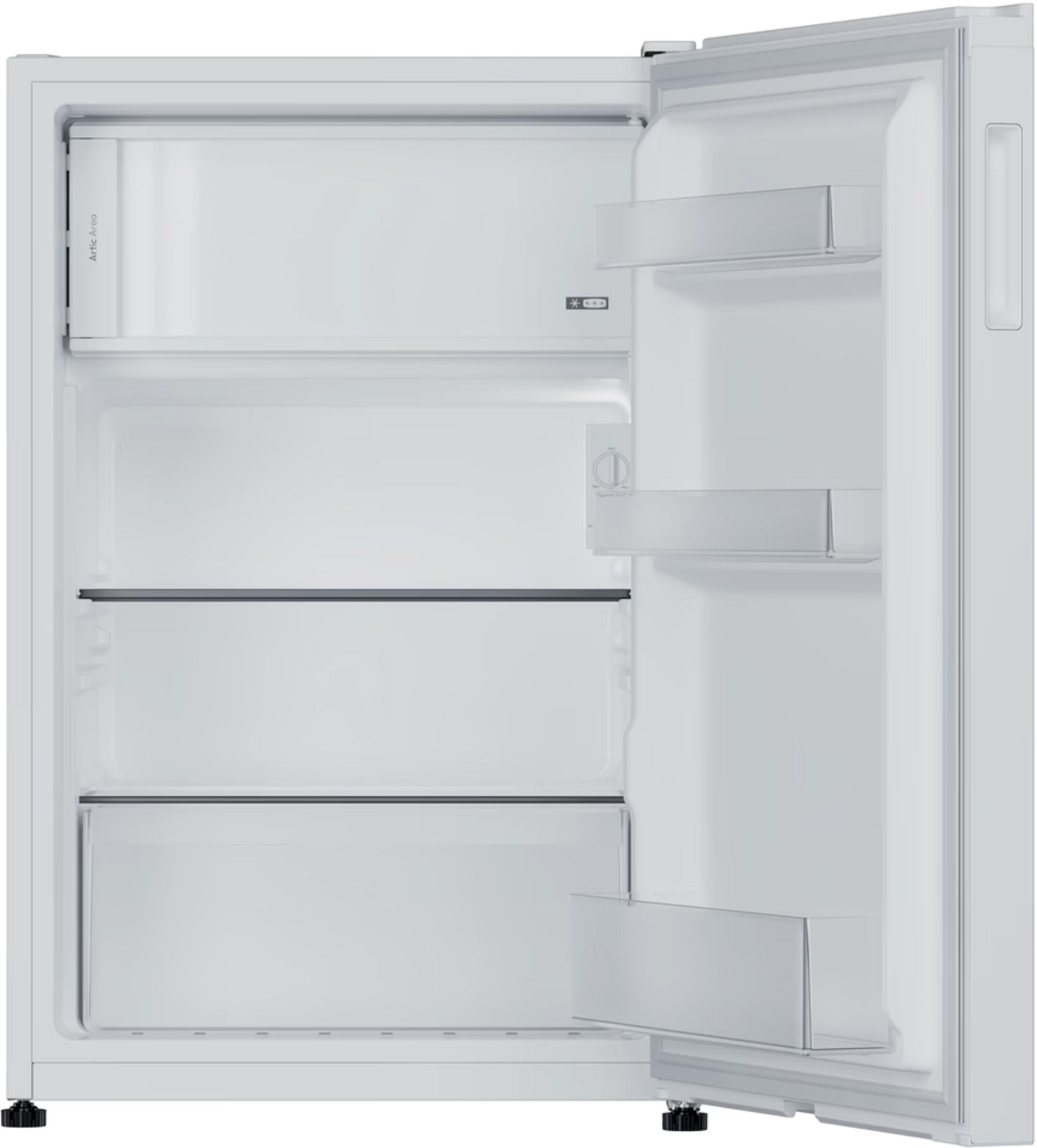 Un frigorifero bianco vuoto con la porta aperta, che mostra più ripiani.
