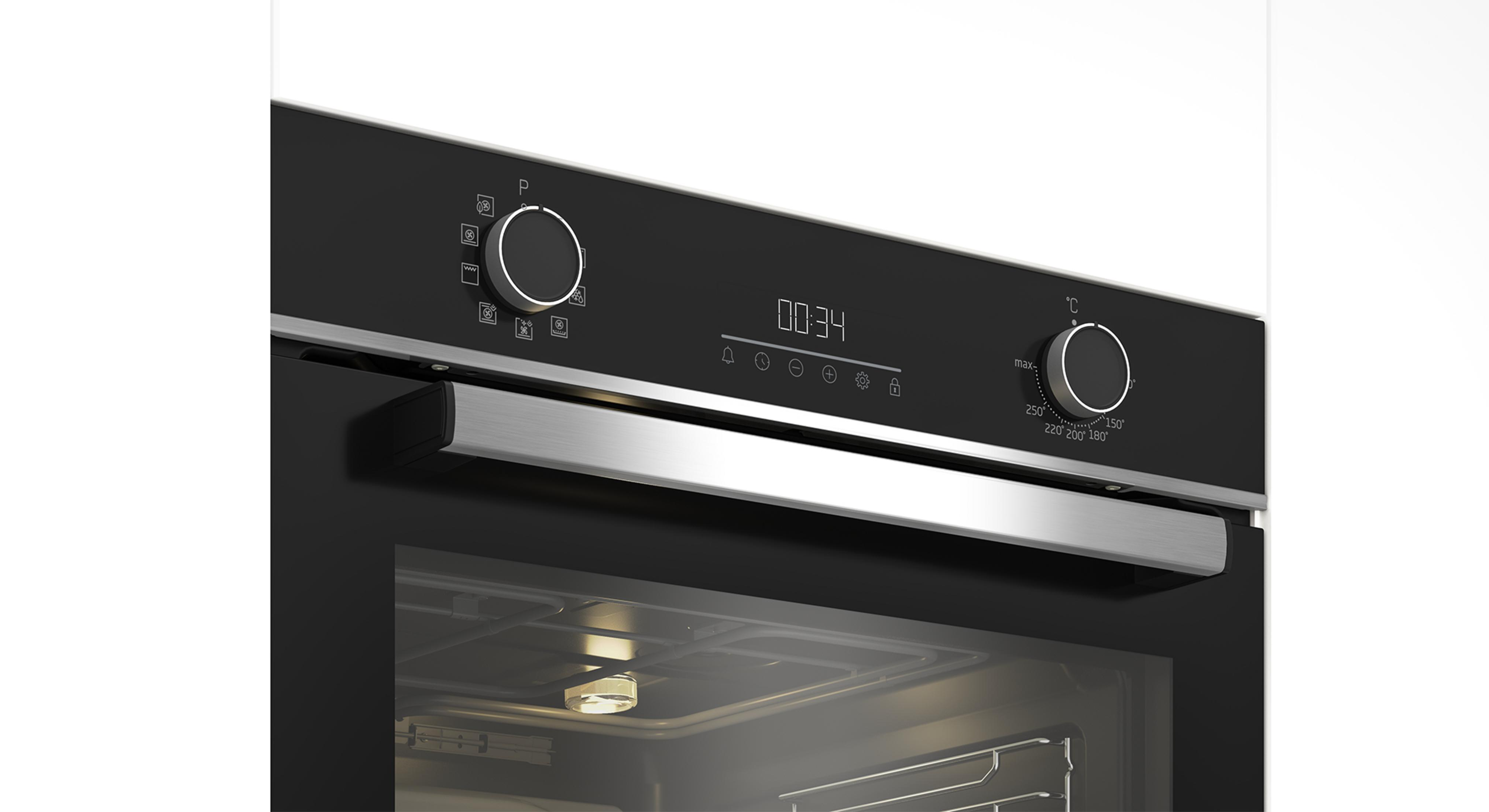 Primo piano del pannello di controllo di un forno nero con manopola della temperatura e display digitale.