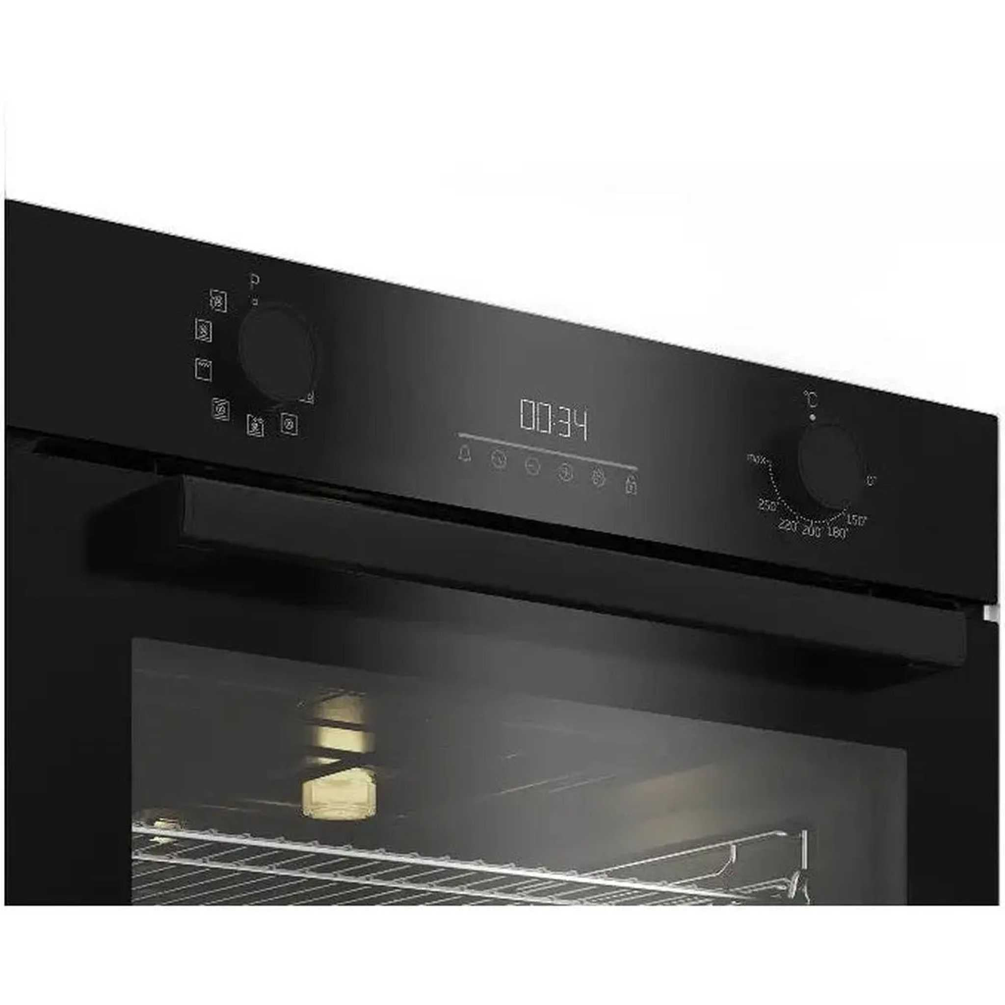 Primo piano di un forno nero con display digitale dell'ora (00:34) e manopole.