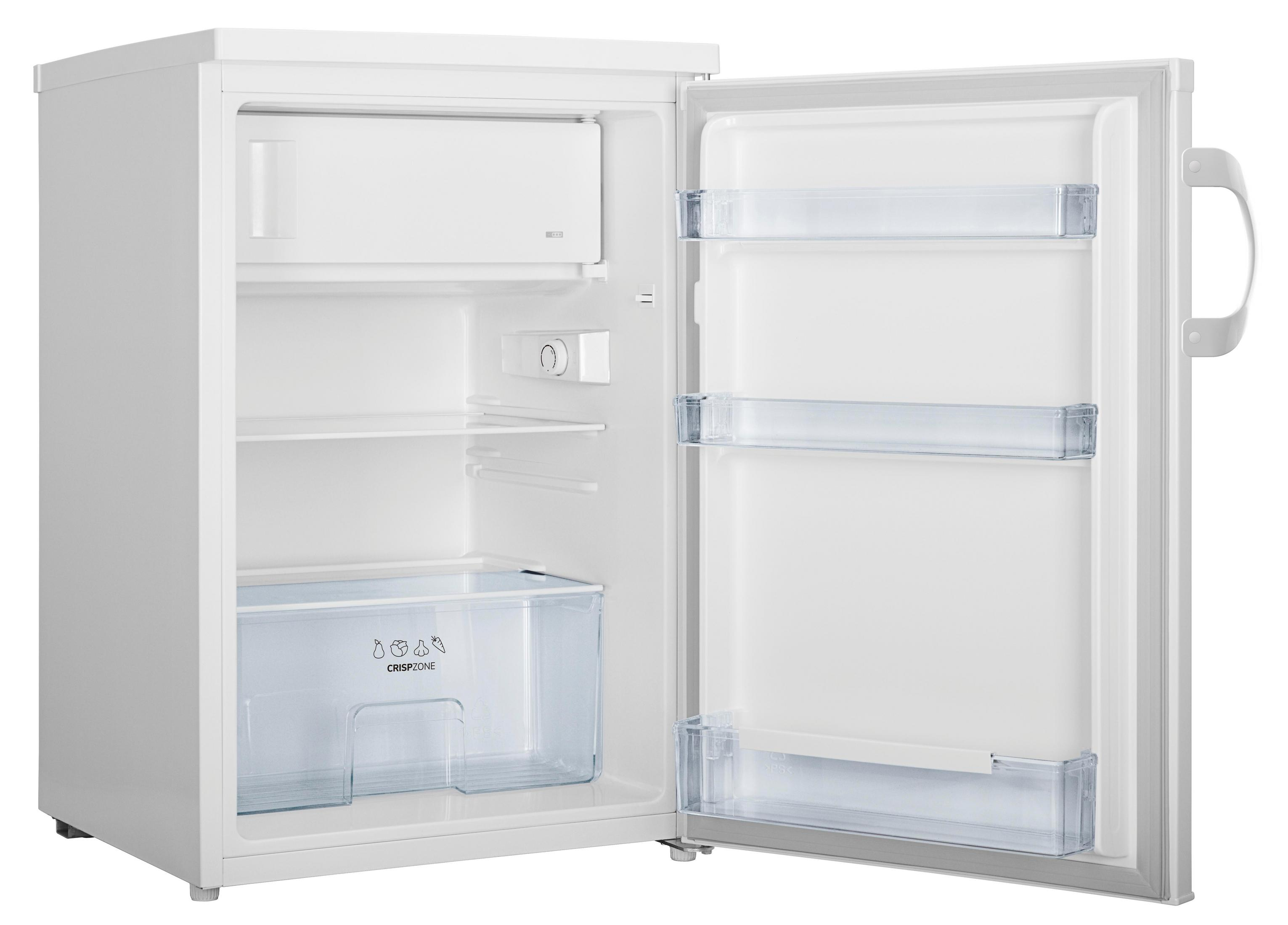 Ein weier Kählschrank mit offener Tür, Regalen und einer Gemüseschublade.