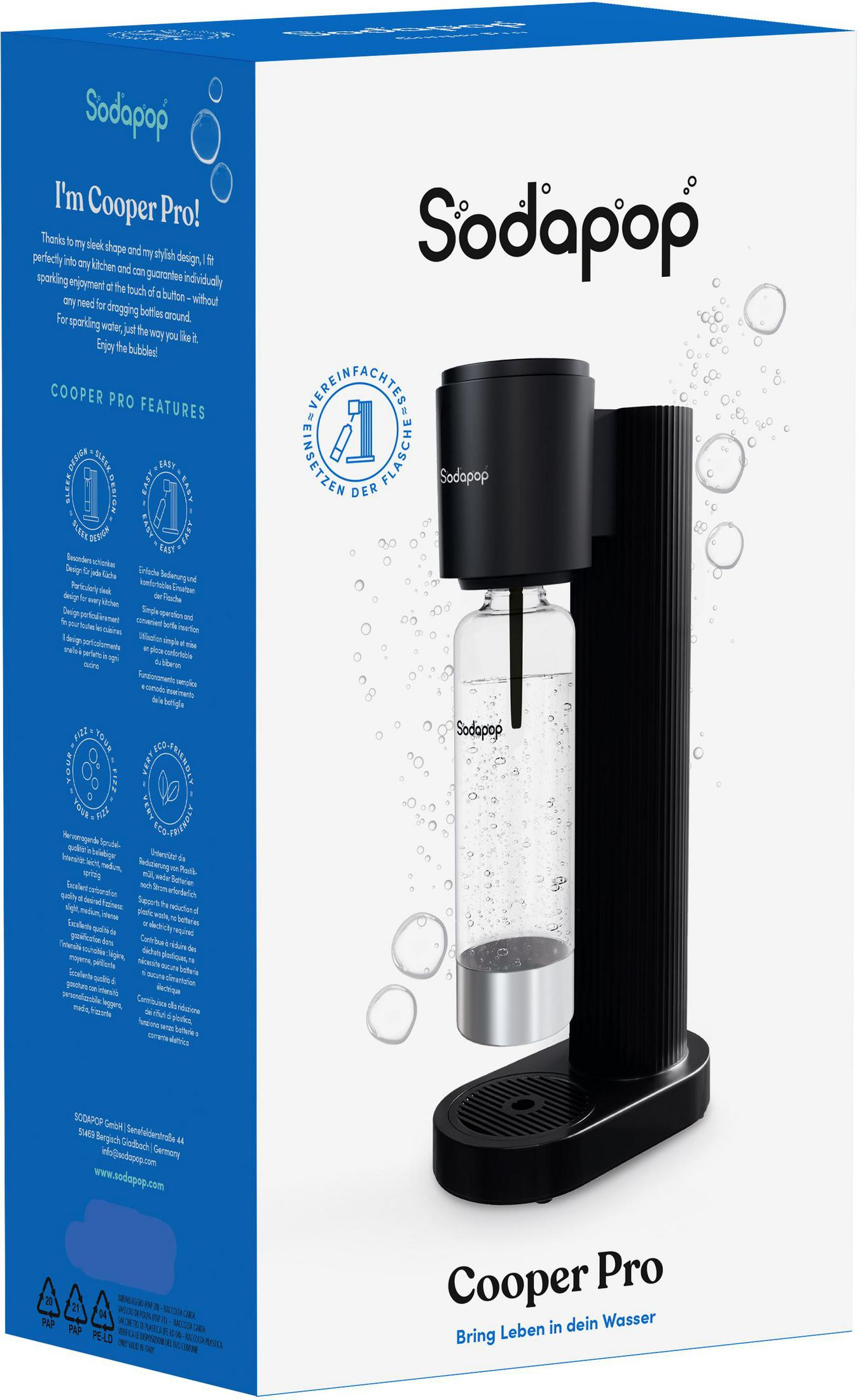 Il gasatore d'acqua Sodapop Cooper Pro nero con bottiglia in vetro e dispositivo.