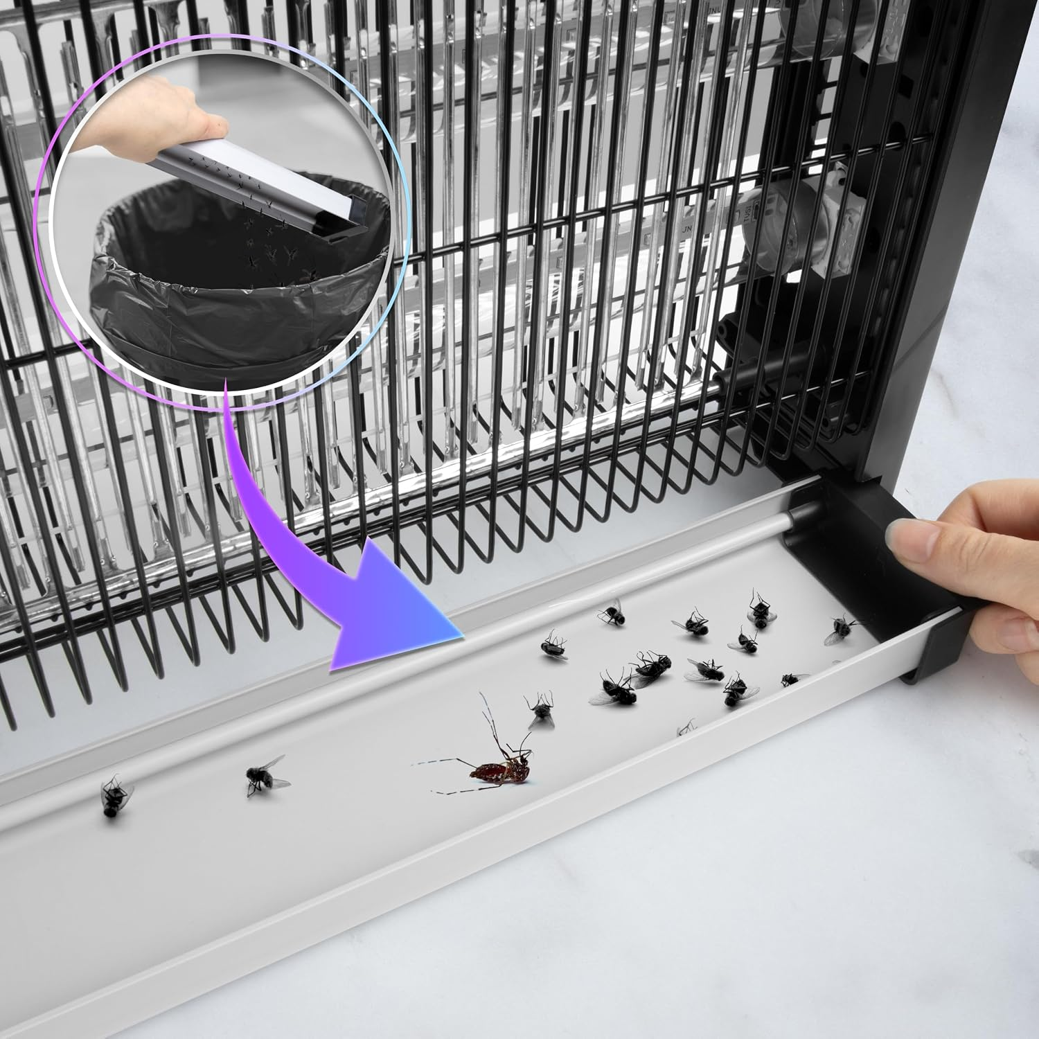 Insektenvernichter-Schublade mit toten Fliegen und einem Kakerlak. Nahaufnahme.