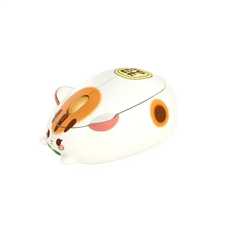 Kahverengi benekli sevimli bir hamster şeklinde beyaz bilgisayar faresi.