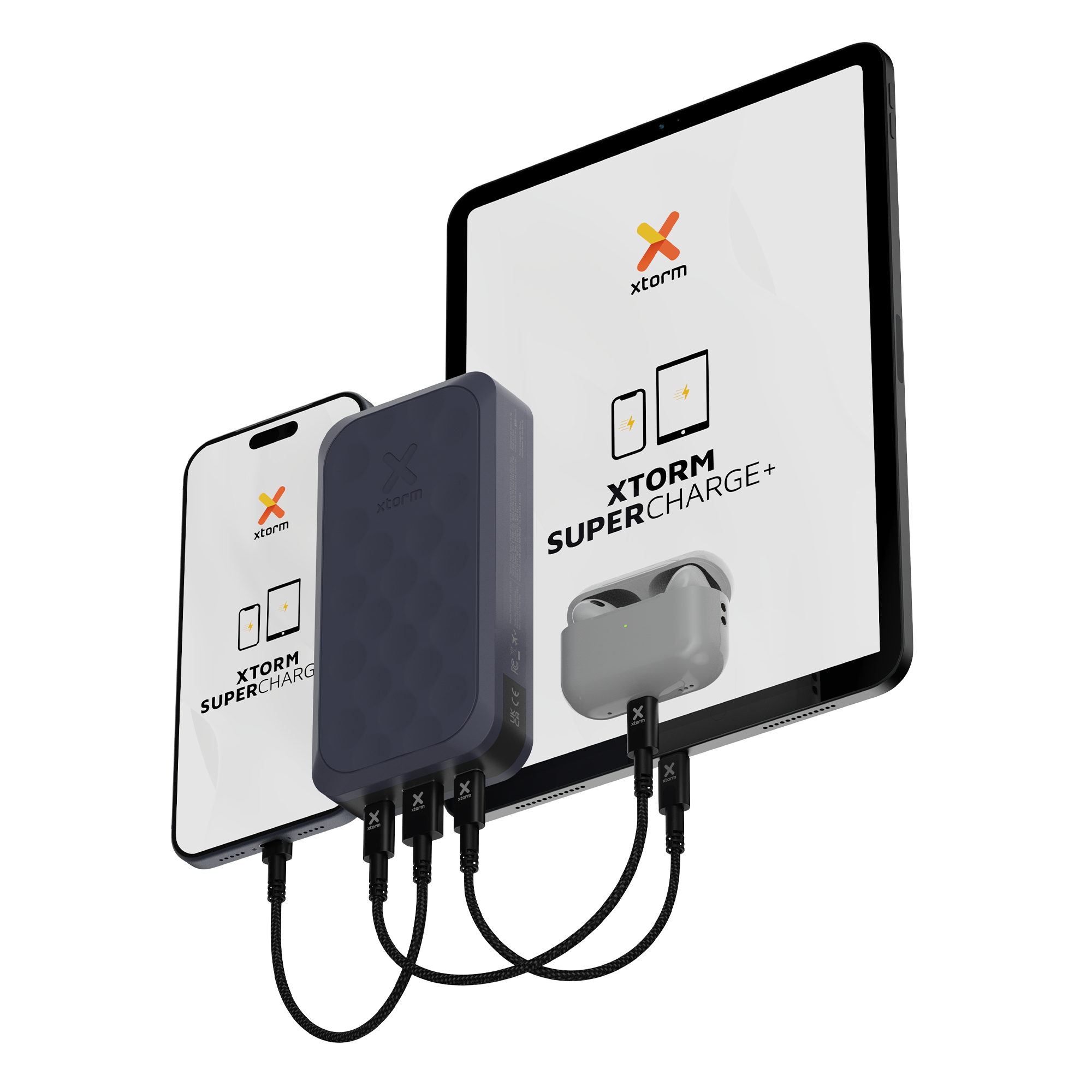 Ein dunkler Powerbank lädt ein Smartphone, ein Tablet und kabellose Ohrhörer.