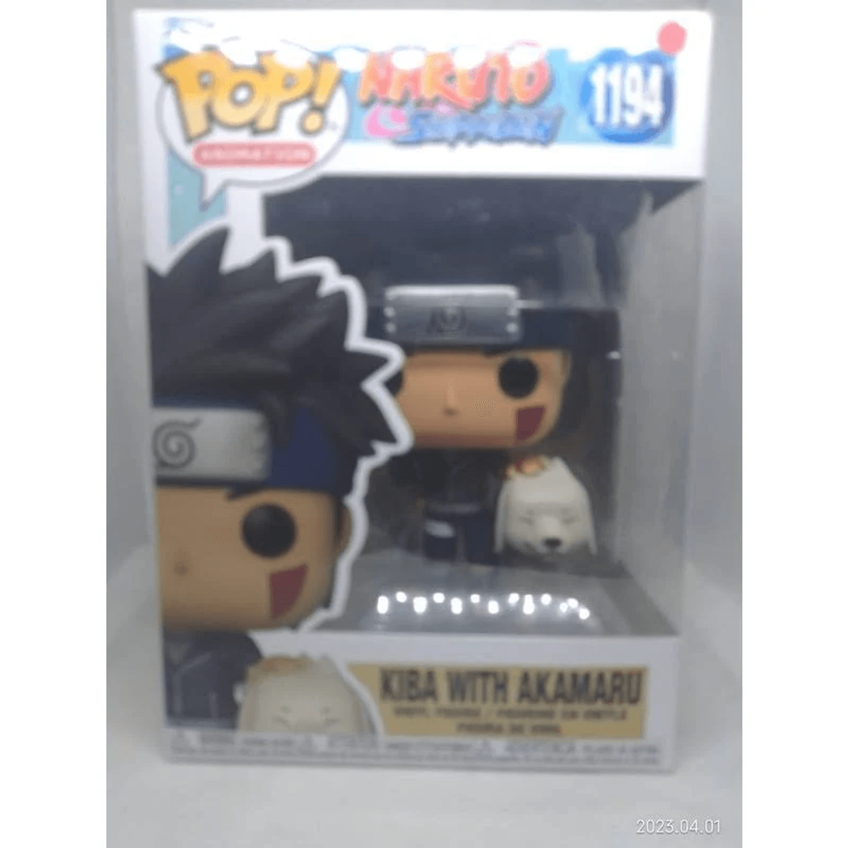 Figura Funko Pop de Kiba con Akamaru de Naruto Shippuden en caja.
