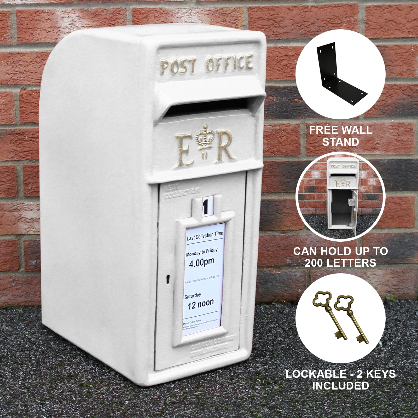 Buzón blanco de Correos con escudo E&R, junto a pared de ladrillos. Incluye accesorios.
