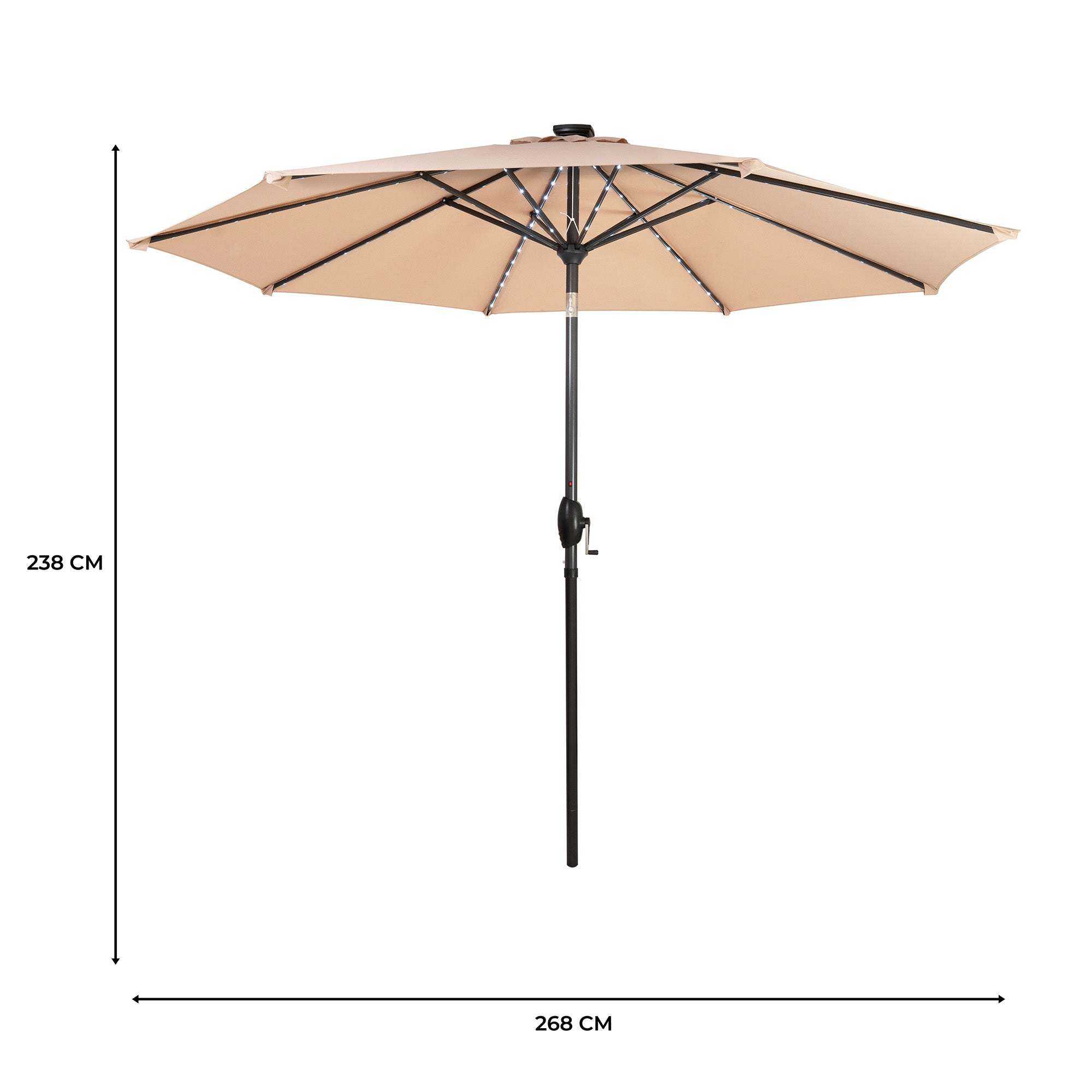 Un parasol beige de 238 cm de alto y 268 cm de ancho, con luces.
