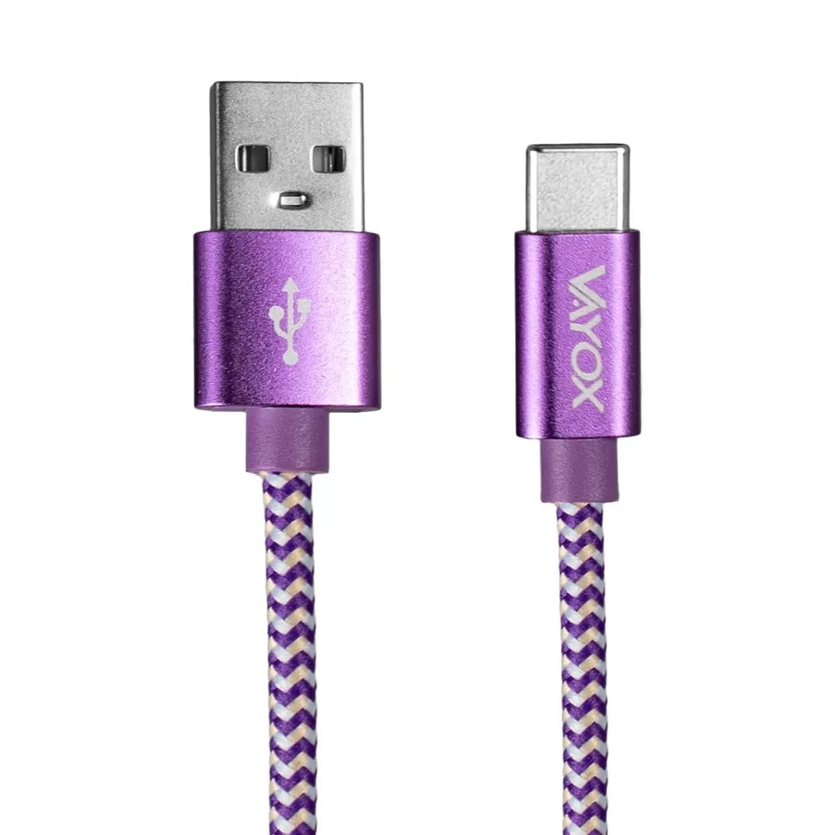 Ein violetter USB-C- und USB-A-Kabel mit geflochtenem Muster.