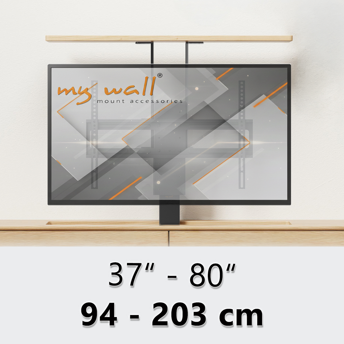 Ein moderner Fernseher steht auf einem Holzmöbel, daneben Größenangaben.