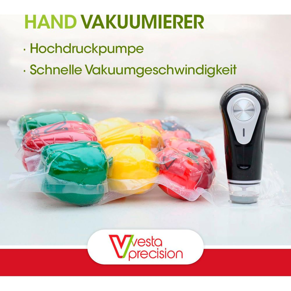 Handvakuumierer mit vakuumverpacktem Obst und Gemüse.