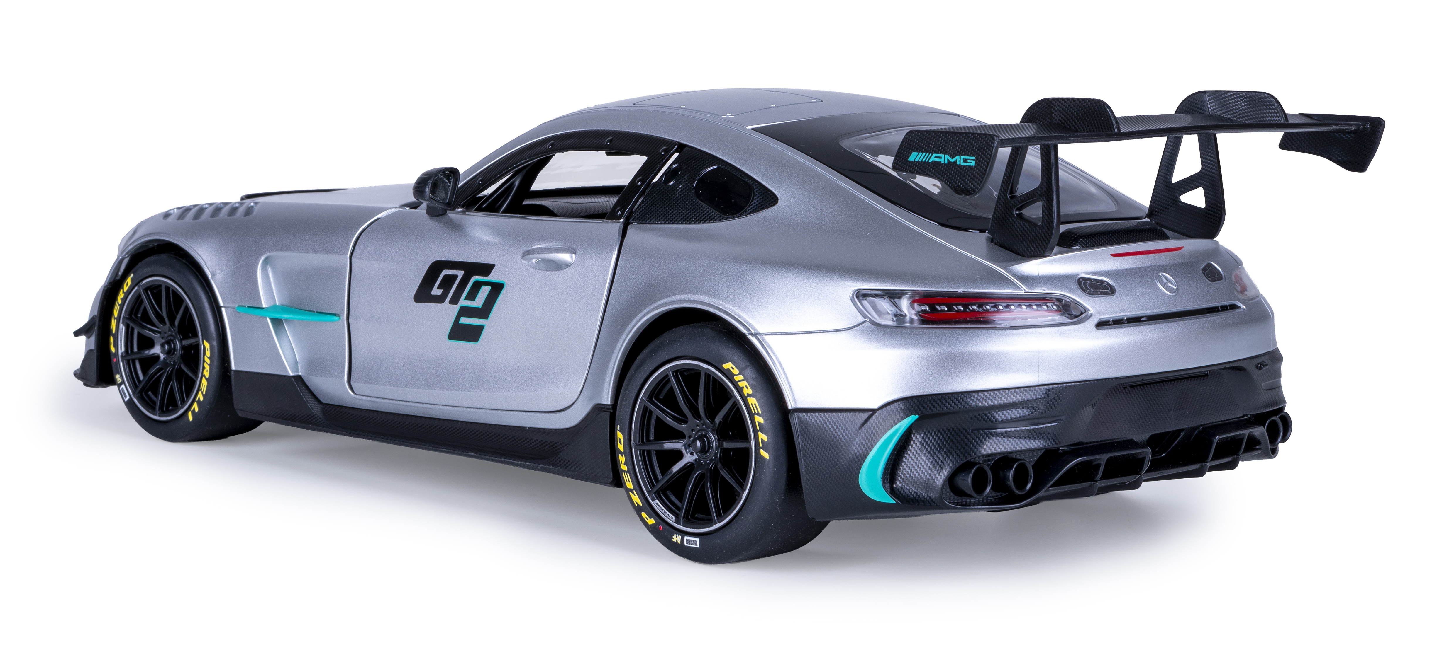 Silberner Rennwagen mit schwarzem Spoiler, türkisen Akzenten und "GT2"-Logo.