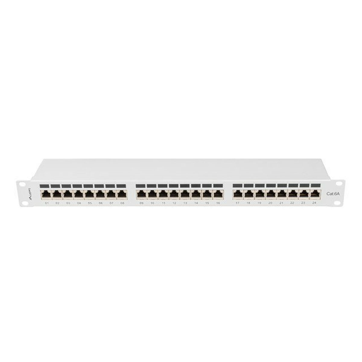 Un pannello patch di rete bianco con 24 porte ed etichette.