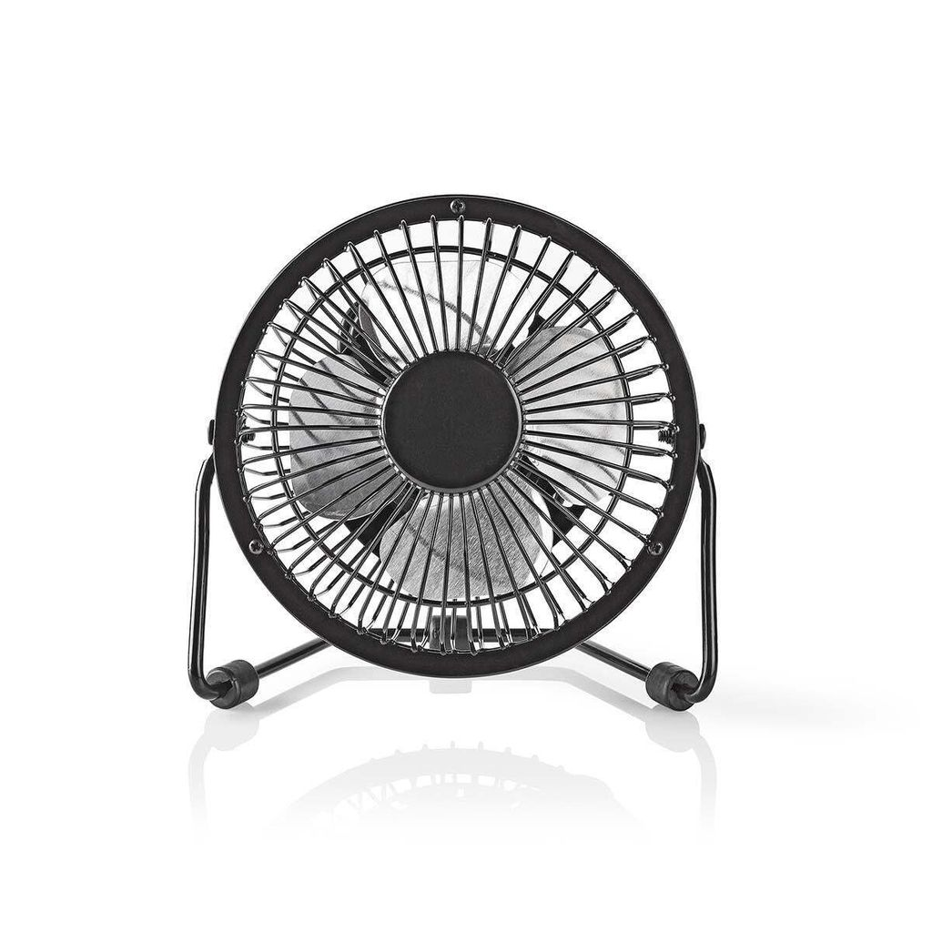 Ein kleiner schwarzer USB-Ventilator mit Metallgitter und drei Flügeln.