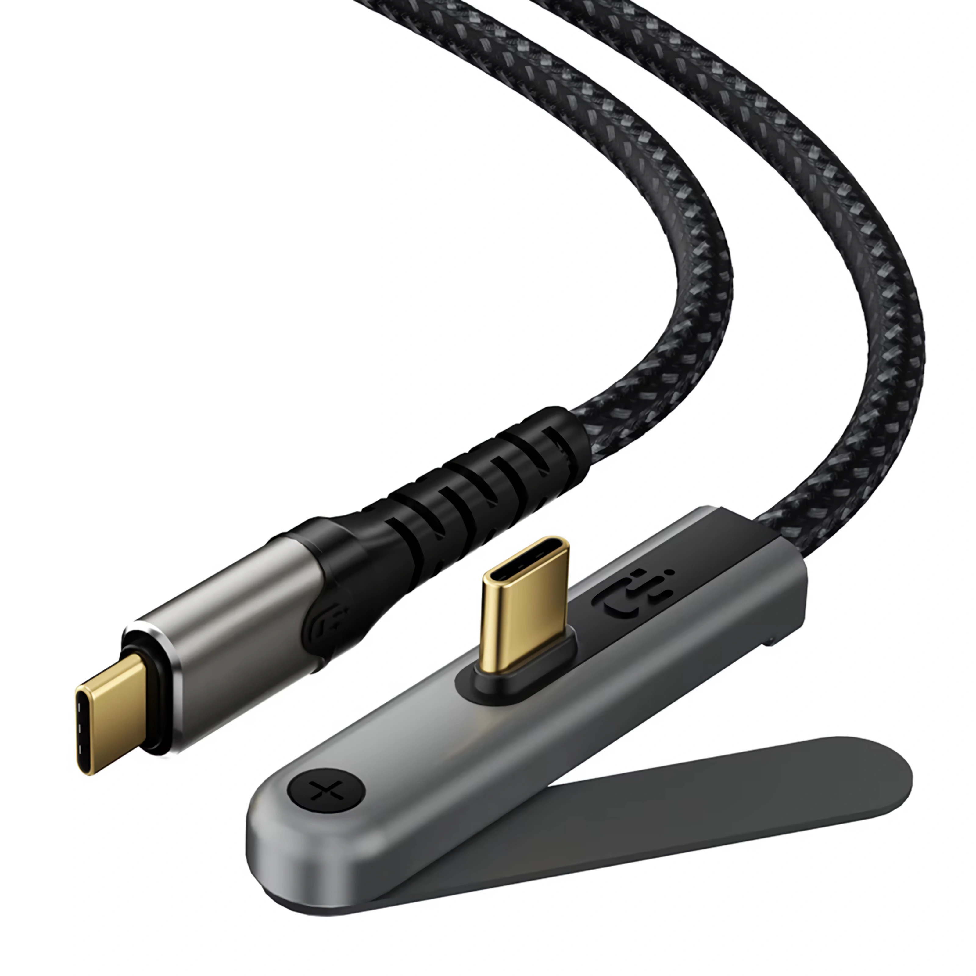 Ein schwarzes USB-C-Kabel mit zwei goldenen Steckern und einem grauen Adapter.