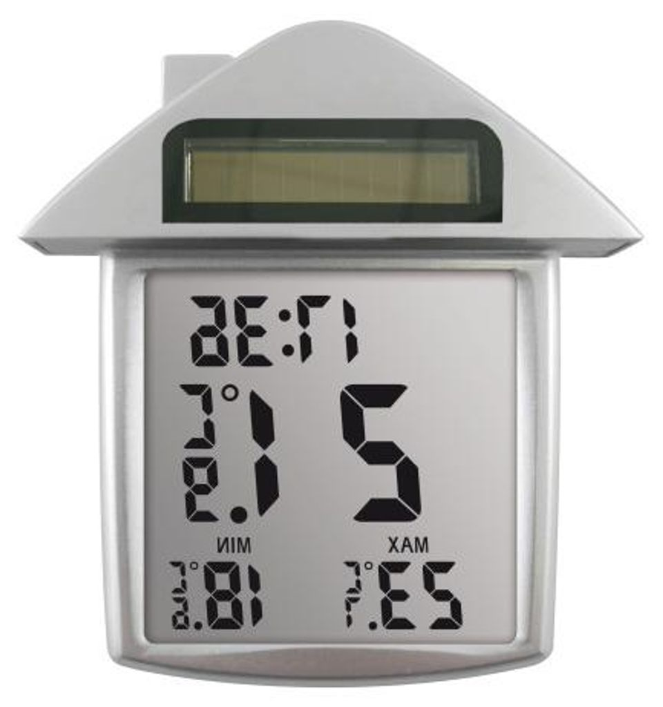 Silberne Digitaluhr in Hausform mit Solarpanel und LC-Display, das Zeit und Temperatur anzeigt.