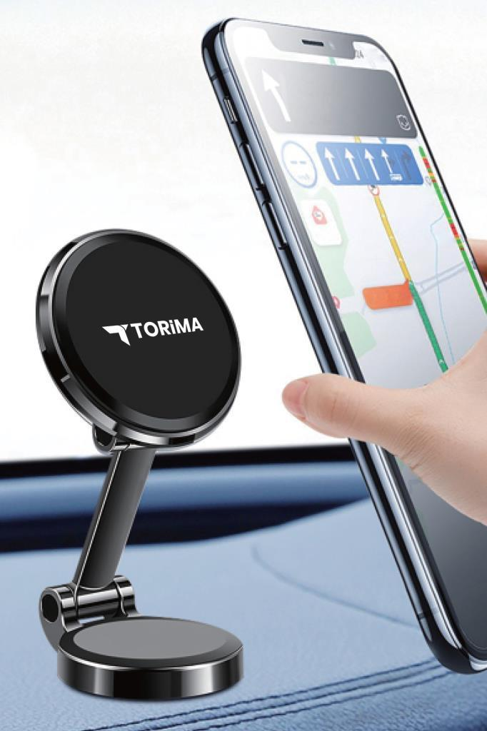 Navigasyon uygulaması gösteren bir akıllı telefonun yanında, Torima logolu siyah bir telefon tutucu.