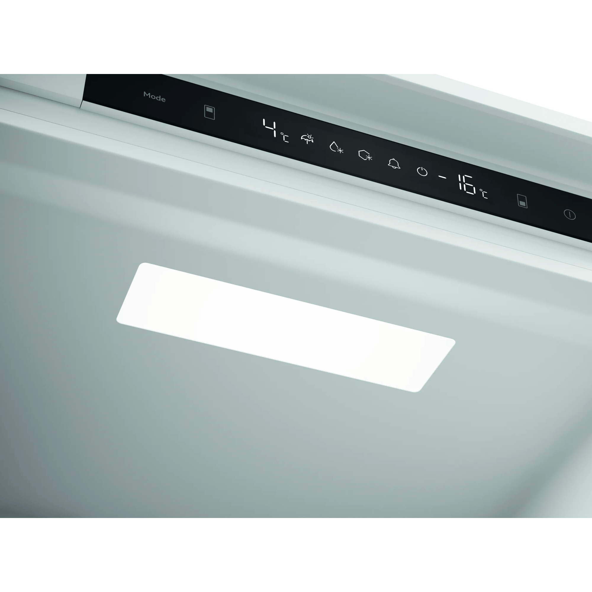 La pantalla de un refrigerador muestra 4C, iconos y -16C.