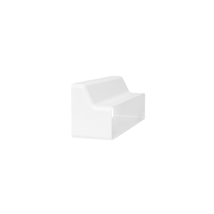 Un taburete blanco y moderno de dos escalones.