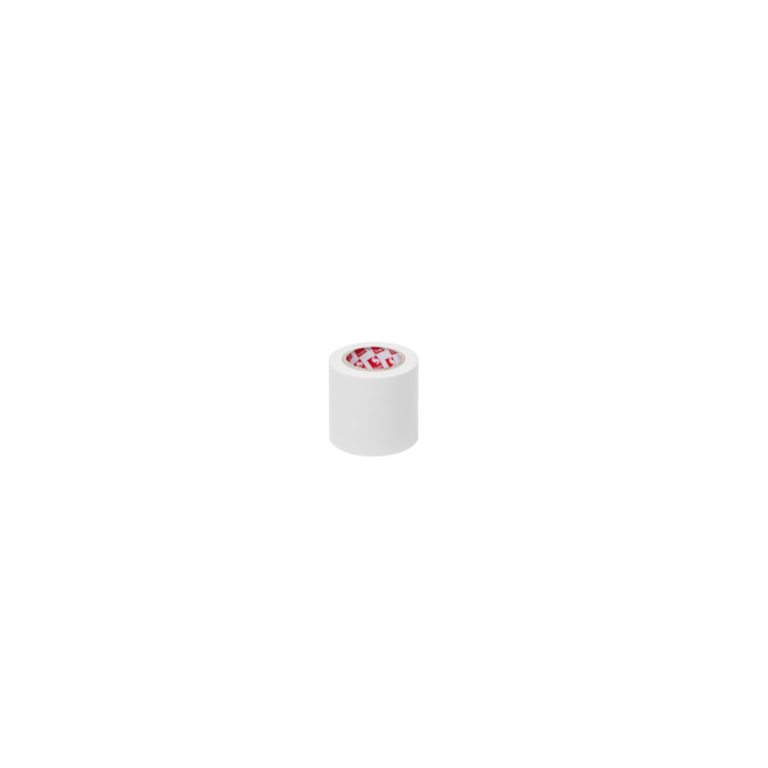 Un rollo de cinta blanco con impresión roja en el núcleo.