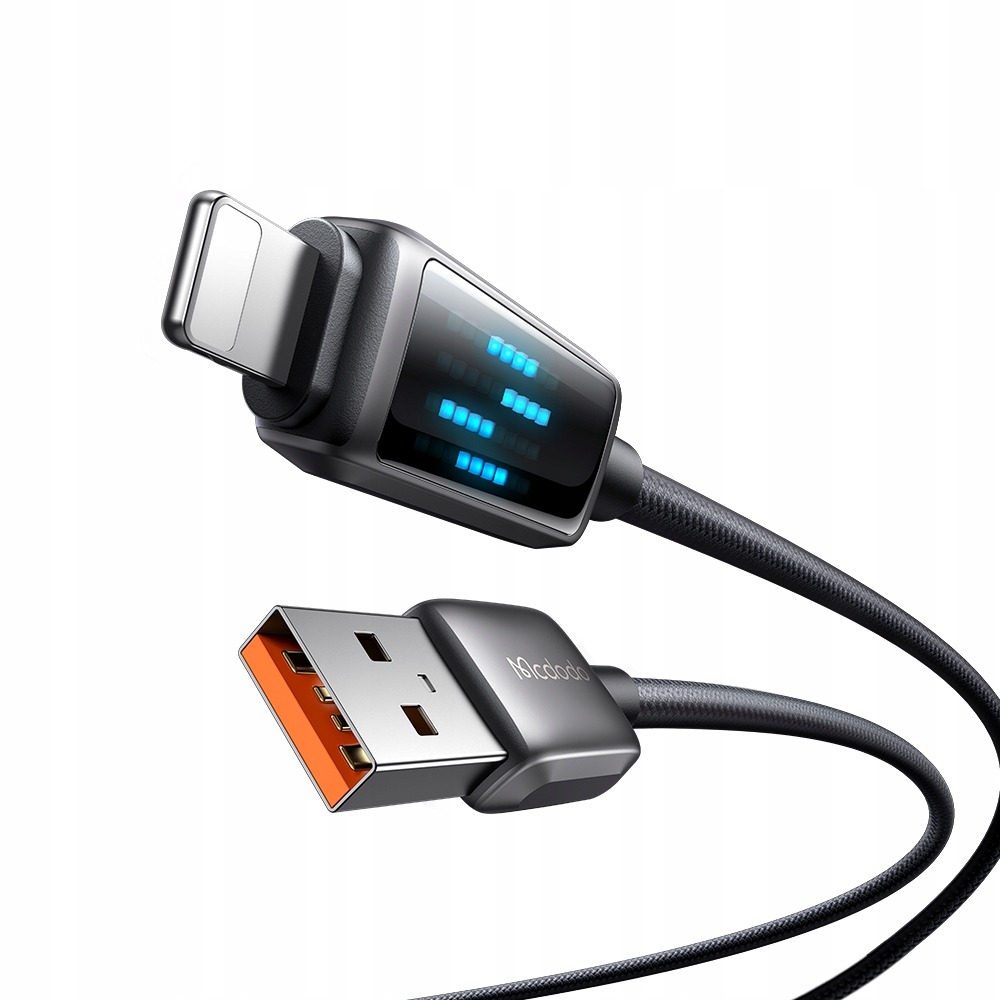 USB-A ve Lightning konektörlü, mavi şarj göstergeli siyah şarj kablosu.