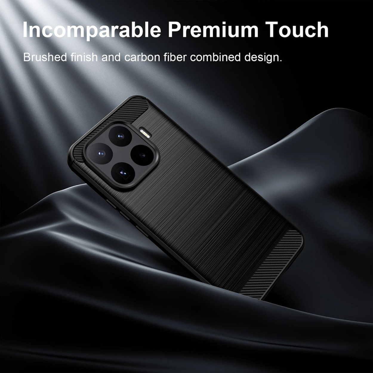 Téléphone noir avec finition brossée et accents en fibre de carbone sur tissu sombre.