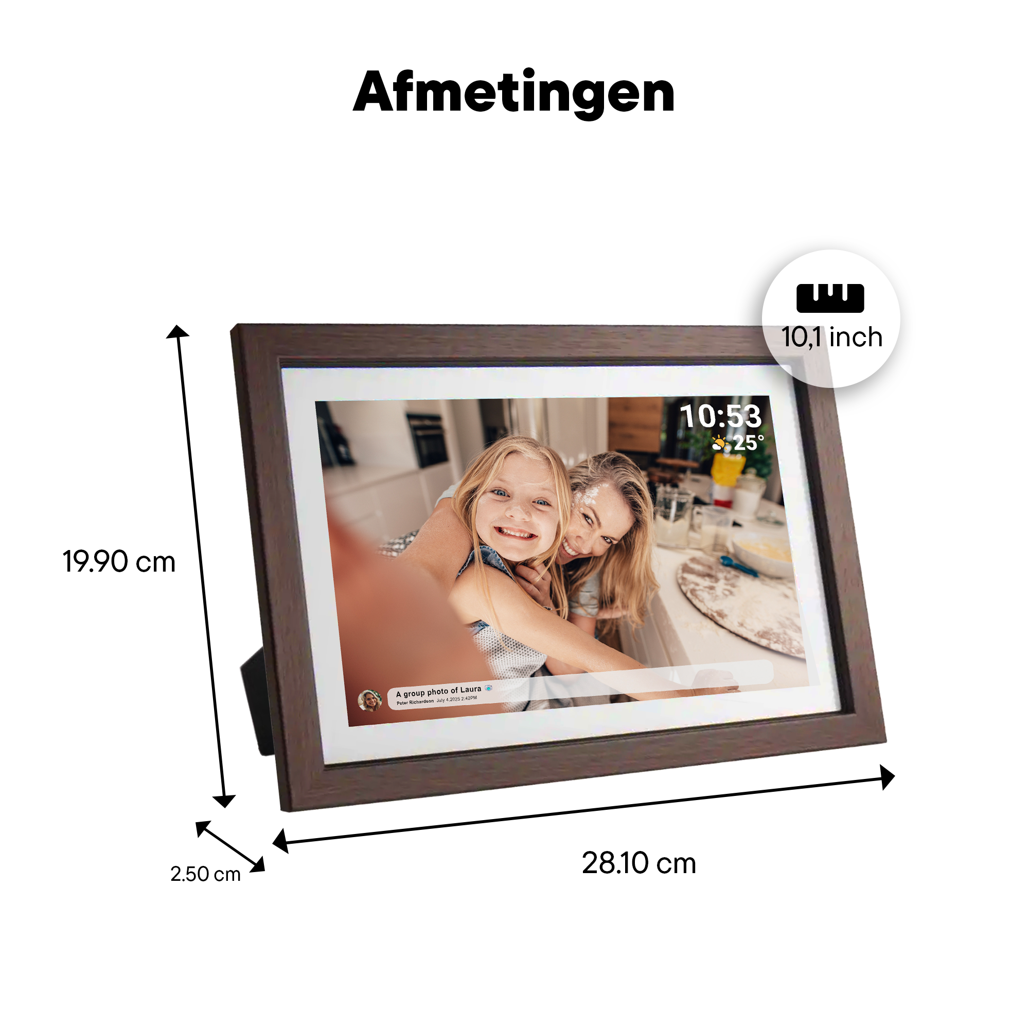 Digital photo frame with mother and daughter photo, 28.1x19.9x2.5 cm.