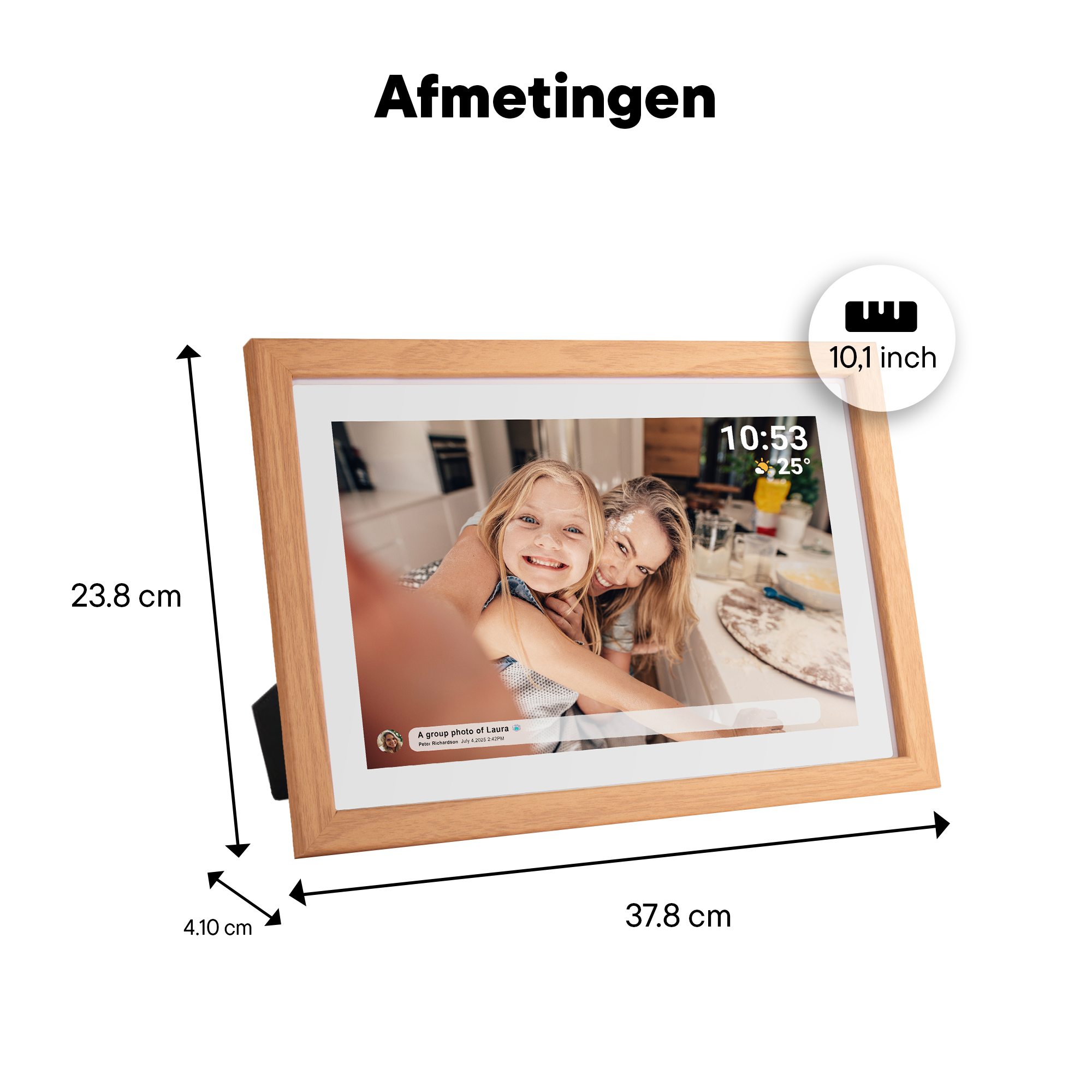 Ein digitaler Bilderrahmen mit einem Foto von Mutter und Kind. Maße: 37,8 x 23,8 x 4,1 cm.