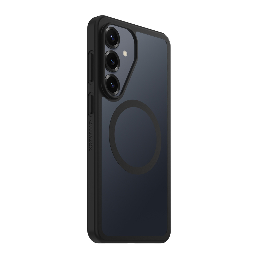 Telefono blu scuro con tre fotocamere e bordo nero. Anello magnetico sul retro.