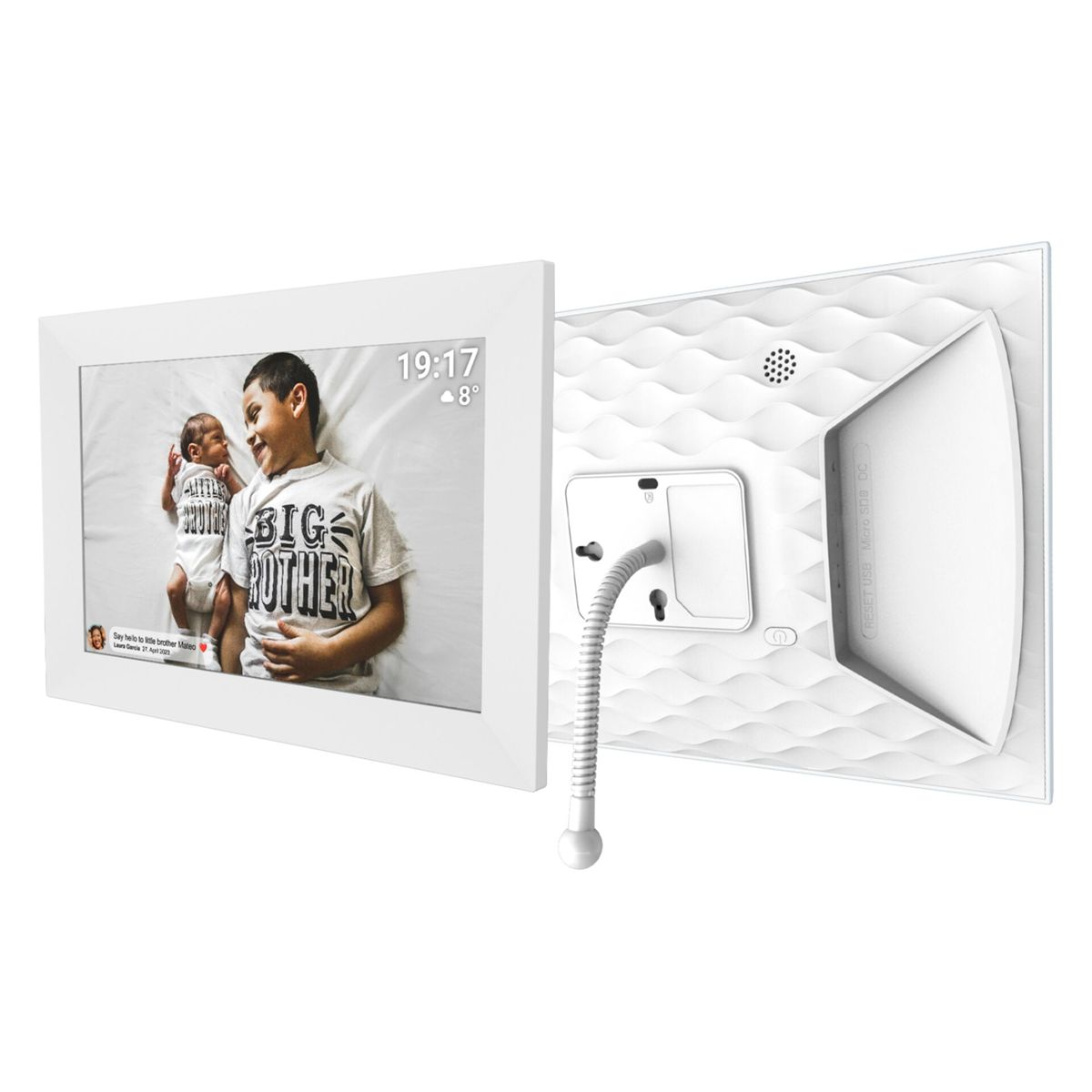 Digital frame shows smiling boy with baby brother. Time 19:17, temp 8°.