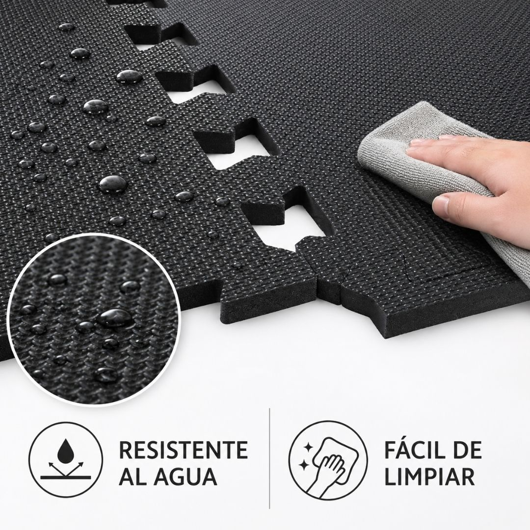 Alfombra de rompecabezas negra con gotas de agua y mano limpiándola.