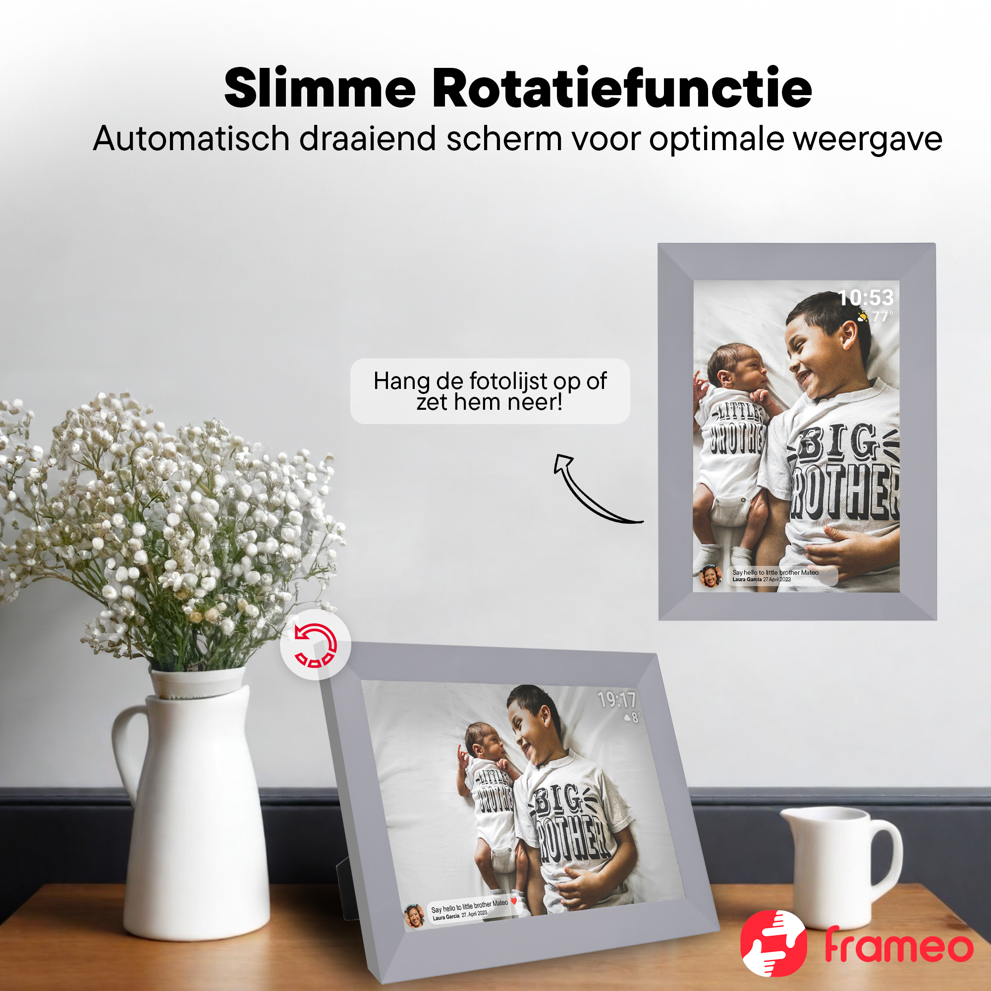 Cyfrowa ramka na zdjęcia pokazuje dwóch braci, niemowlę i chłopca, uśmiechających się do siebie.