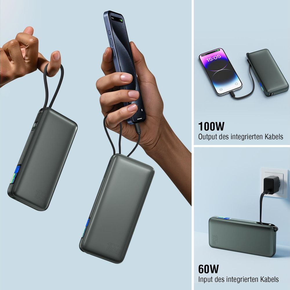 Mani caricano un telefono con un power bank. Un altro power bank è collegato a una presa a muro.