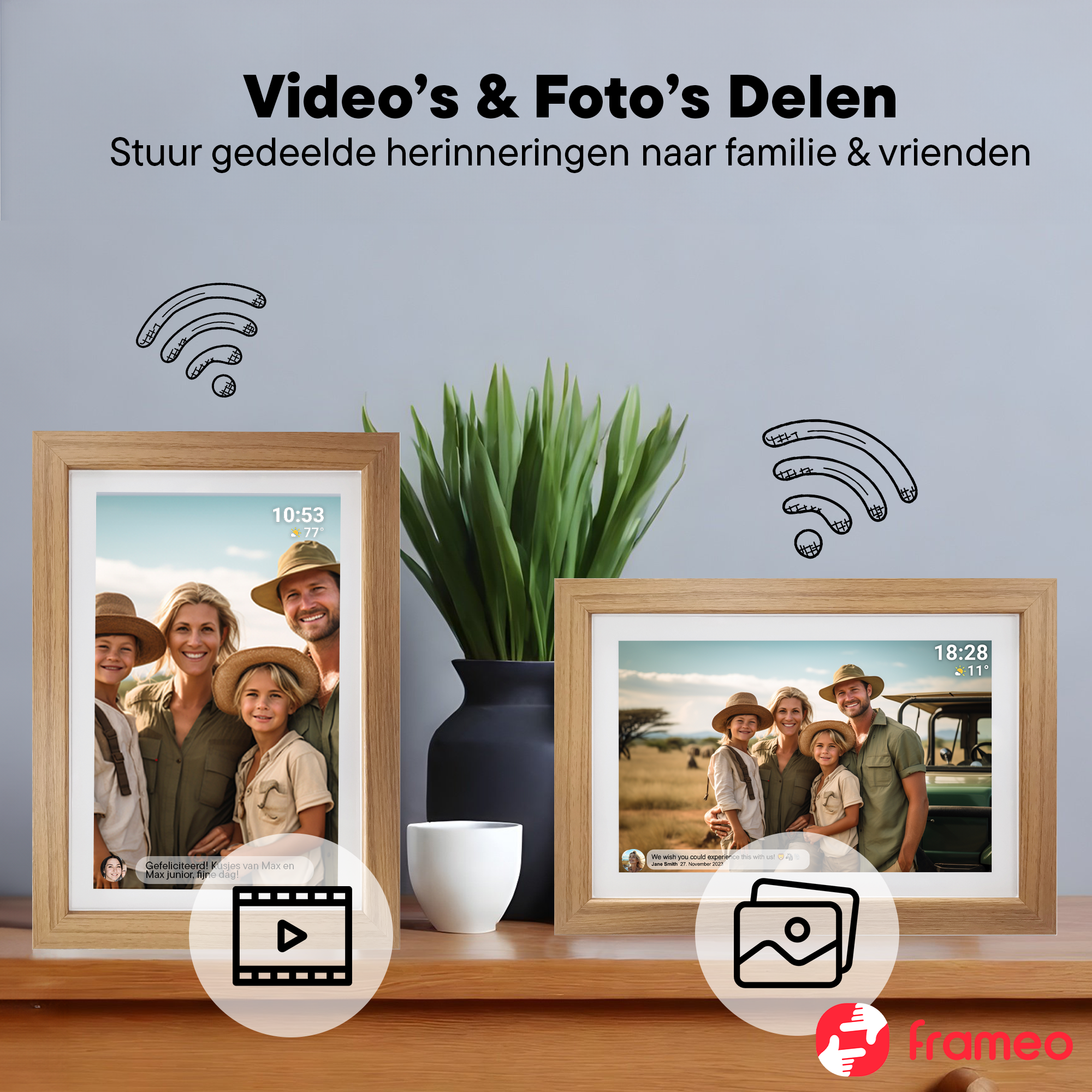 Dos marcos de fotos digitales muestran fotos familiares. Un marco muestra una familia, el otro una familia con fondo de safari.