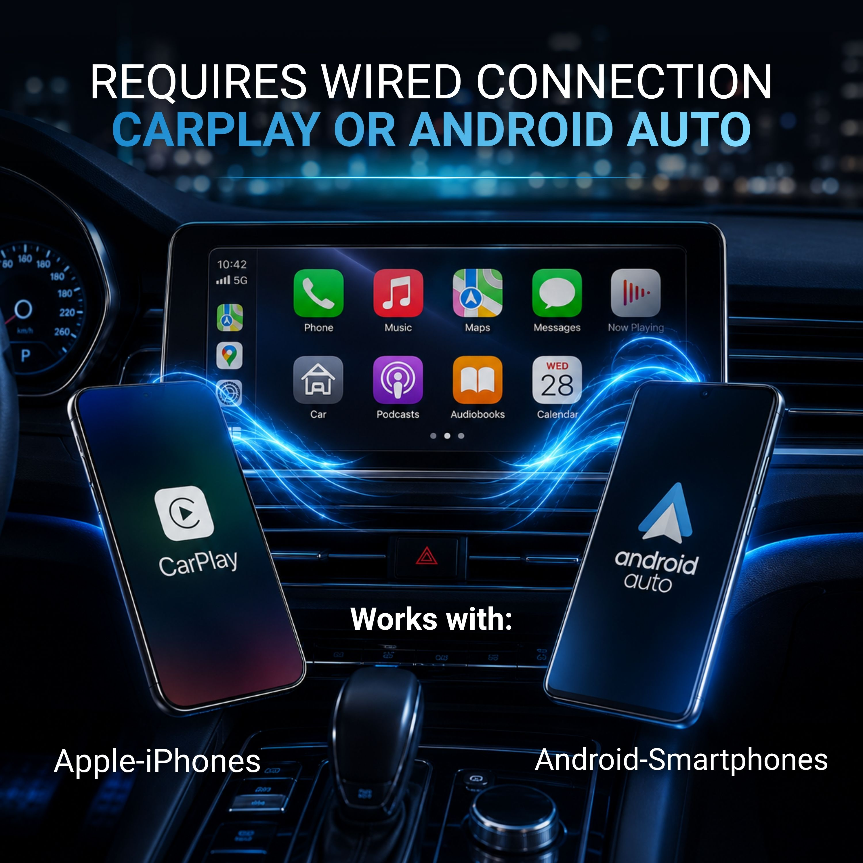 Cruscotto con due smartphone che mostrano CarPlay e Android Auto.