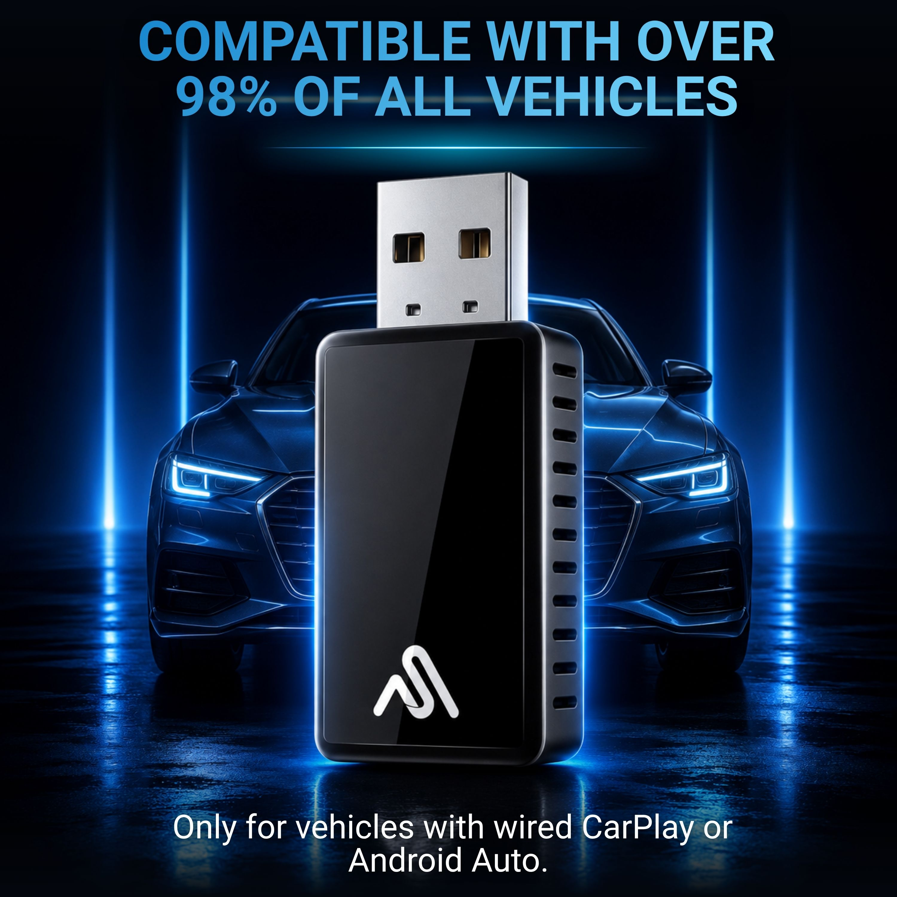 Un adattatore nero con connettore USB davanti a un'auto. Compatibile con il 98% dei veicoli.