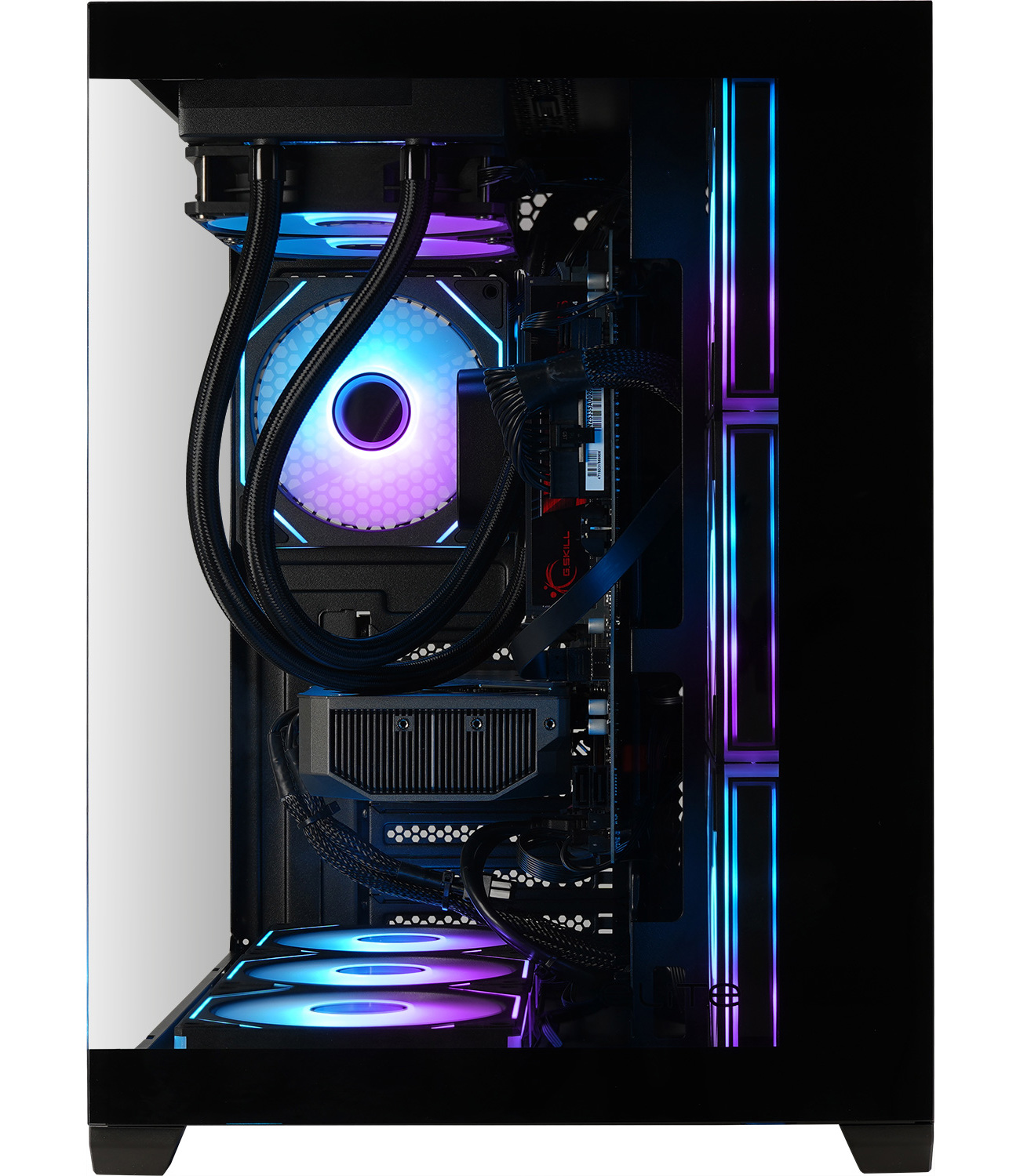 Un boîtier PC avec éclairage RVB, ventilateurs et câbles.