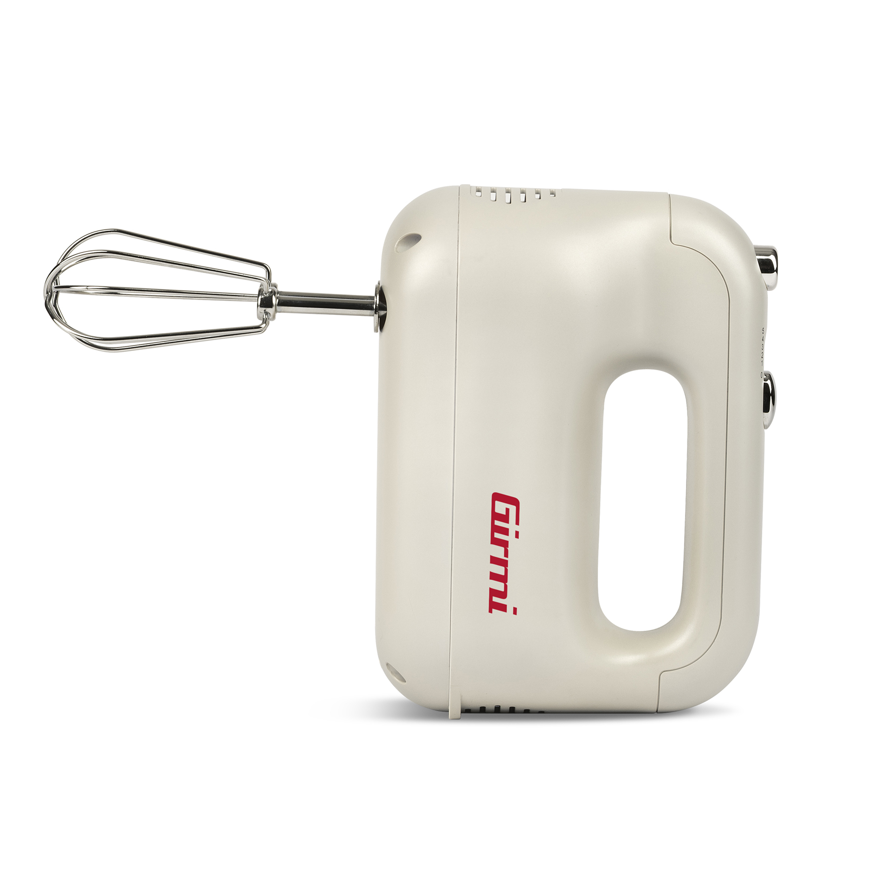 Ein cremefarbener Handmixer mit silbernen Quirlen und rotem Logo.