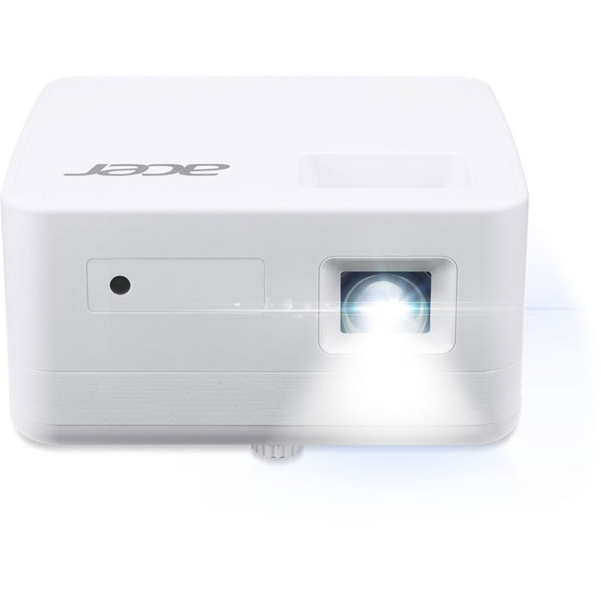Un proyector Acer blanco con su haz de luz encendido.