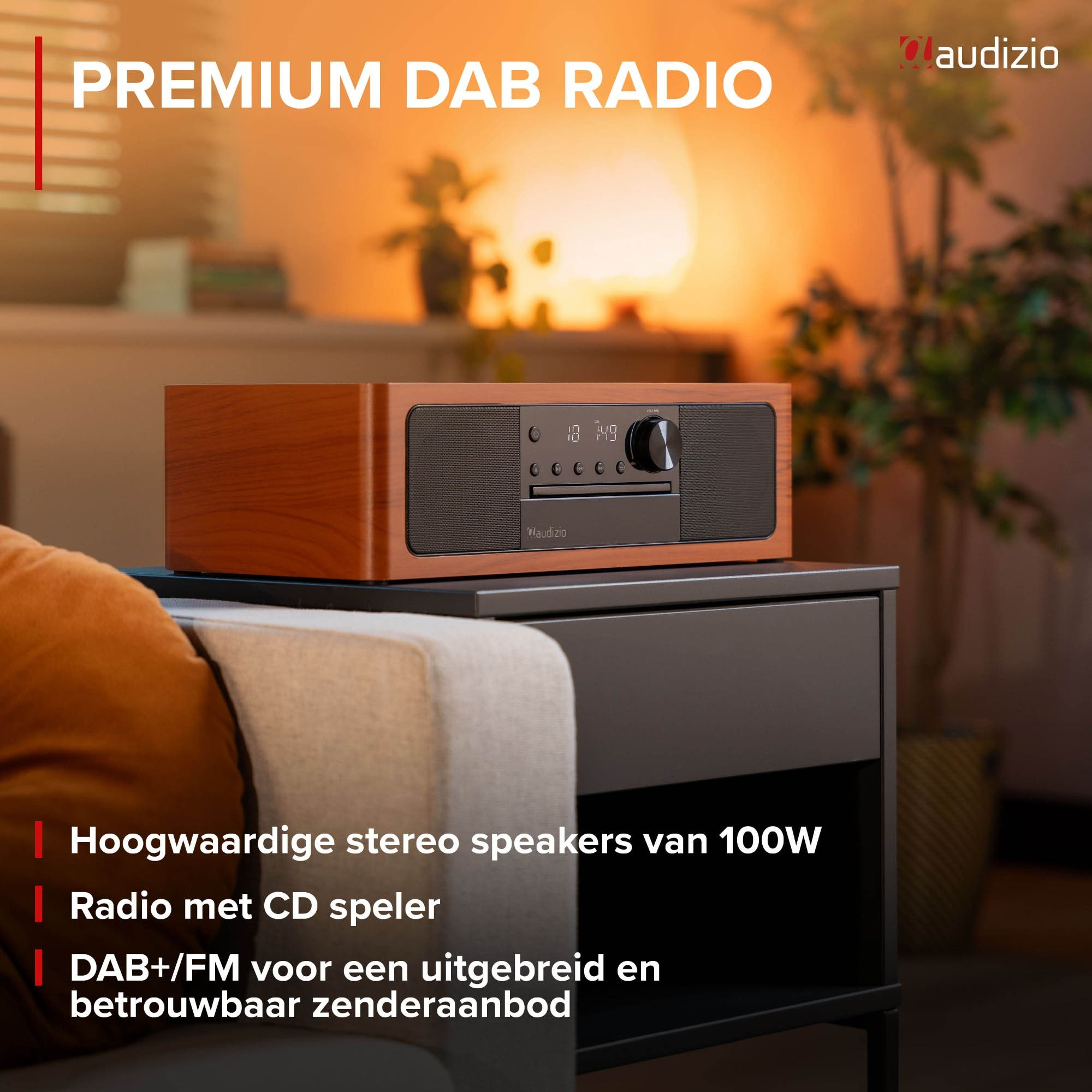 Radio DAB de madera con reproductor de CD, altavoces y pantalla digital.