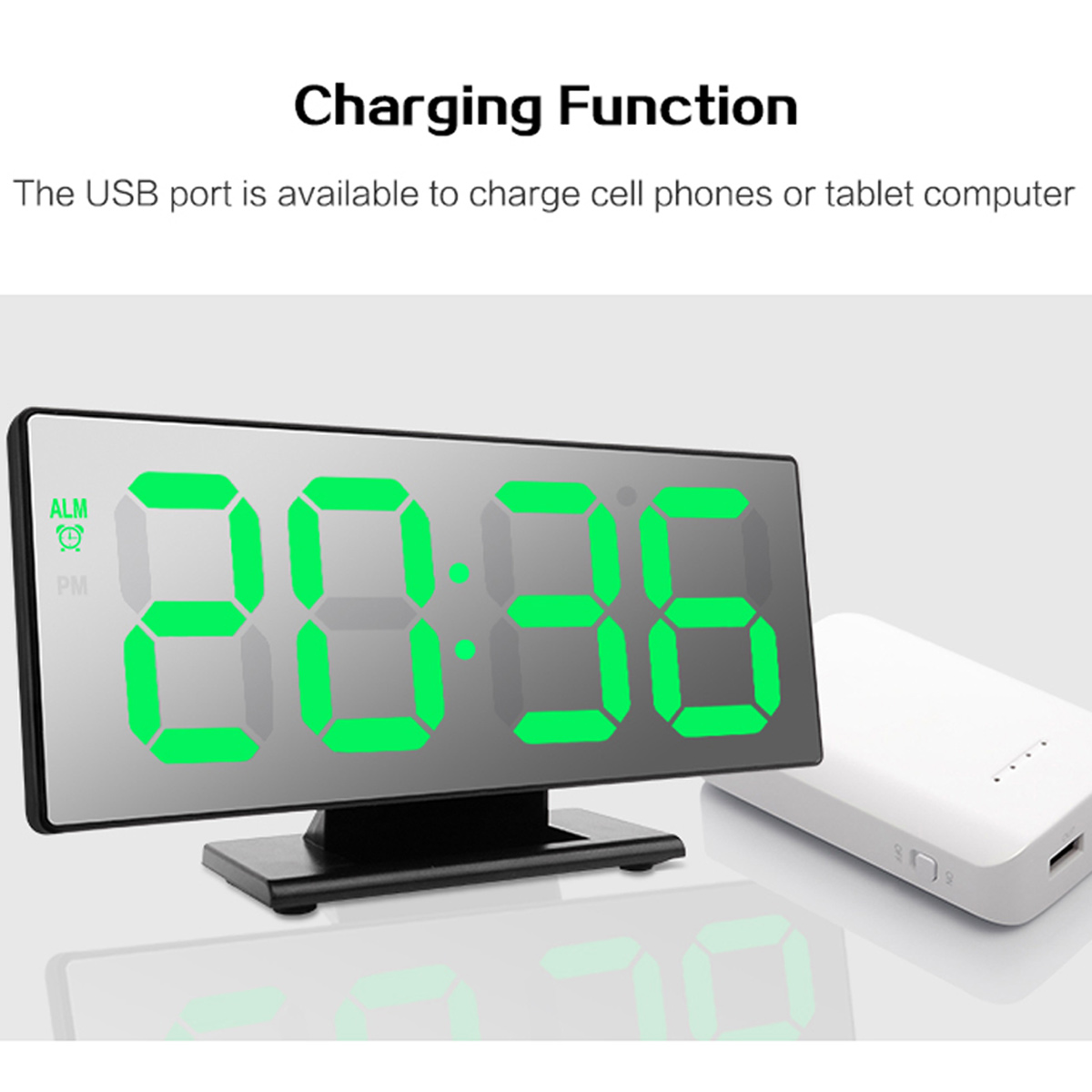 Digitaluhr mit grüner LED-Anzeige (20:36) und Powerbank daneben.