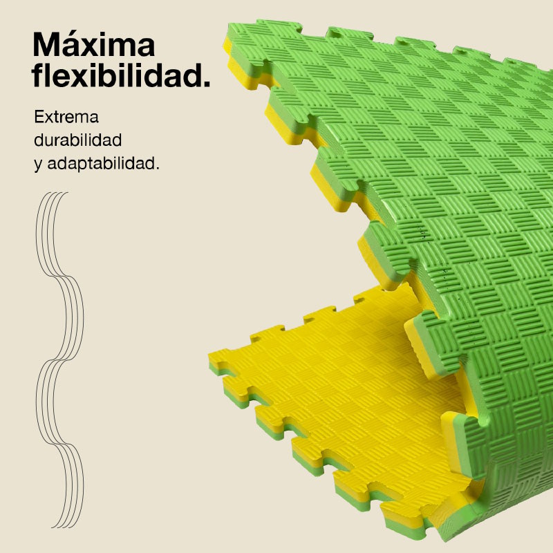 Tapetes de suelo verdes y amarillos entrelazados con superficies texturizadas.