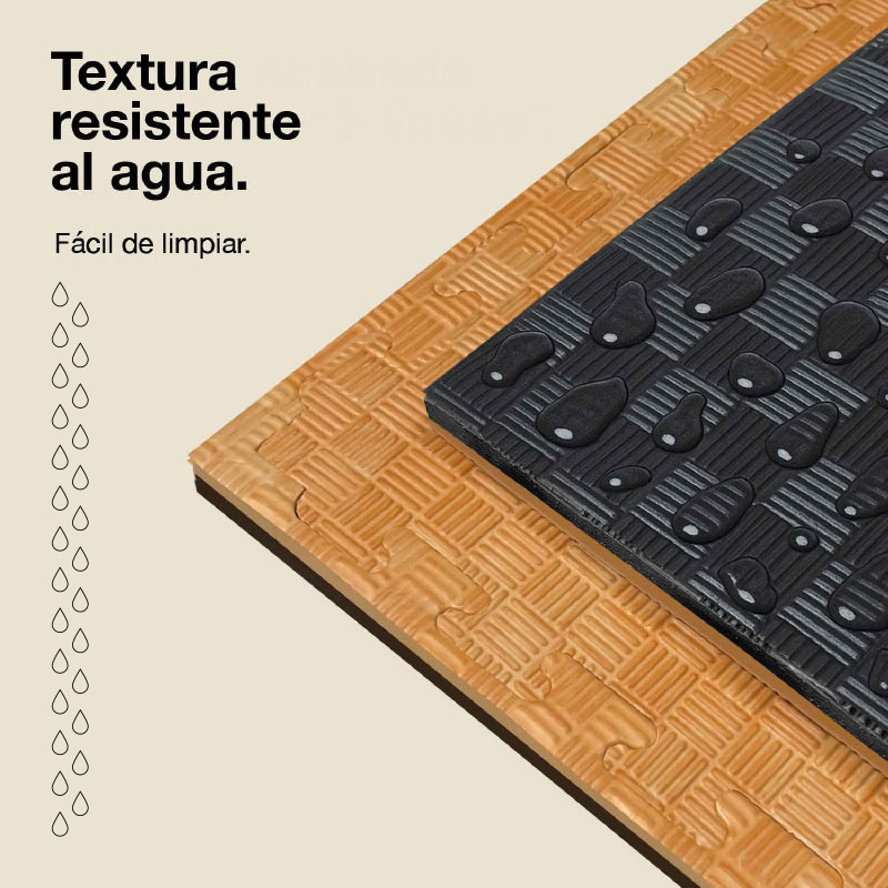 Dos tapetes de rompecabezas, uno tostado y otro negro con gotas de agua.