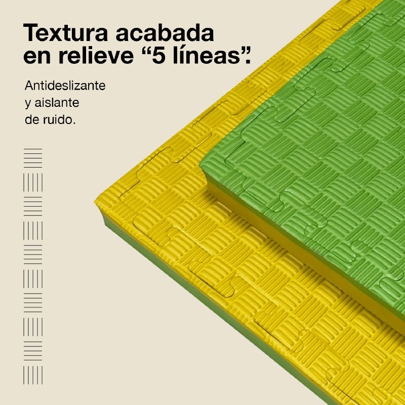 Dos colchonetas de rompecabezas, una amarilla, una verde, con patrón de diamantes y texto.