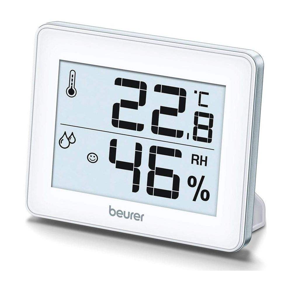Ein digitales Beurer-Hygrometer zeigt 22.8 Grad Celsius und 46% Luftfeuchtigkeit an.