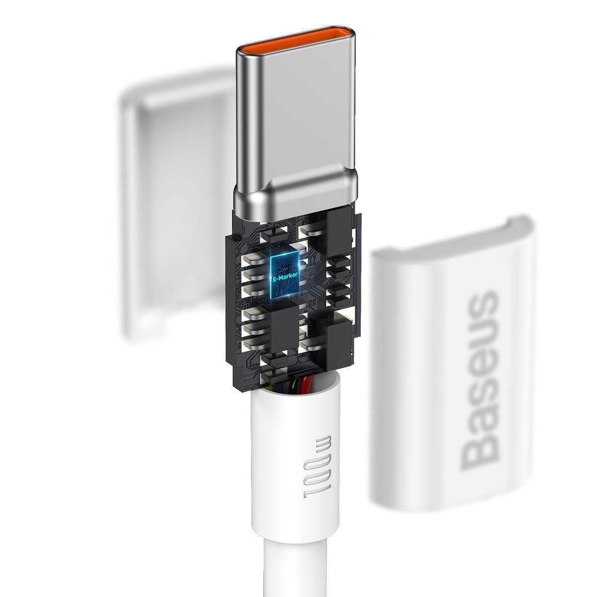 Ein USB-C-Stecker mit freigelegter Platine und E-Marker-Chip. Weiße Kabelummantelung mit "100W".