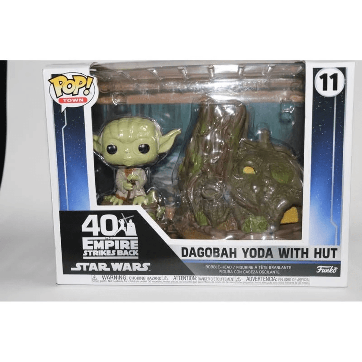 Action figure Funko Pop! di Dagobah Yoda con Capanna da Star Wars.