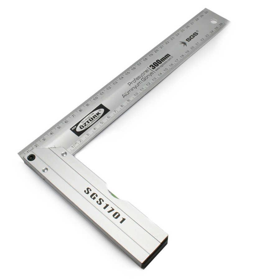 300 mm cetvel ve su terazili gümüş metal gönye, SGS1701 işaretli.